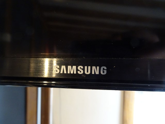Televisie samsung - afbeelding 2 van  5