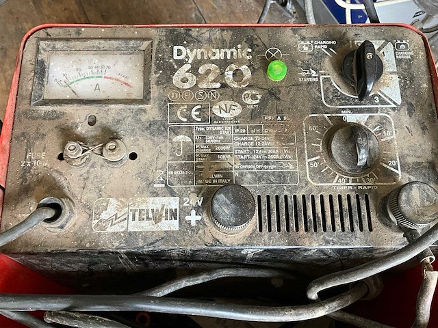 Telwin dymanic 620 verrijdbare acculader - afbeelding 2 van  4