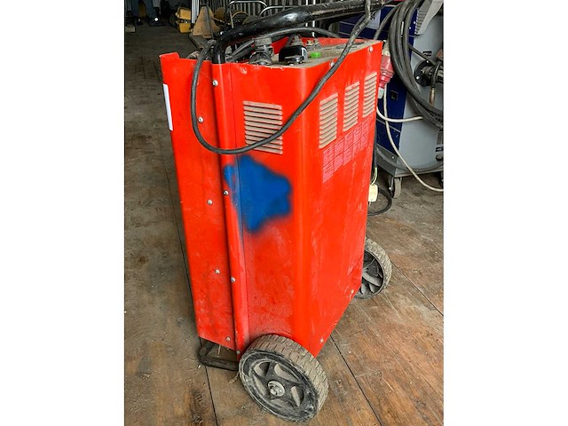 Telwin dymanic 620 verrijdbare acculader - afbeelding 3 van  4