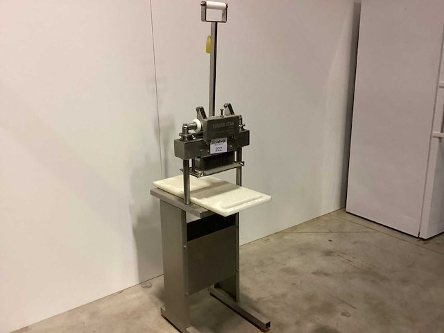 Tenderstar op voet vermalsmachine - afbeelding 2 van  3