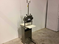 Tenderstar op voet vermalsmachine - afbeelding 2 van  3