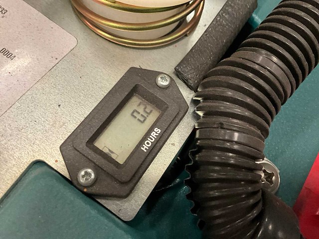 Tennant 1610 schrobmachine - afbeelding 15 van  17