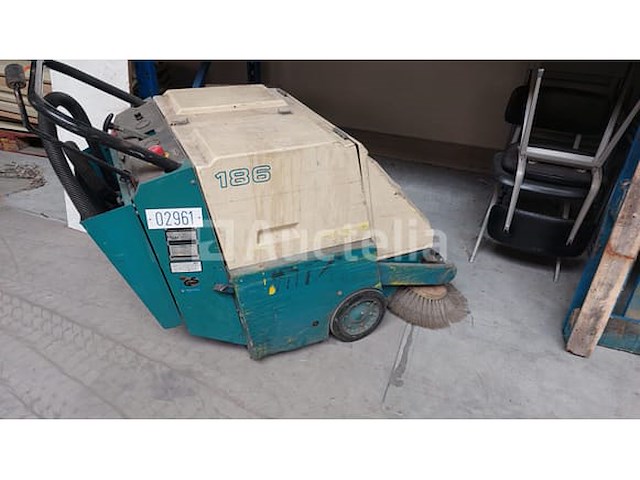 Tennant 186 schrobmachine/kuismachine - afbeelding 2 van  11