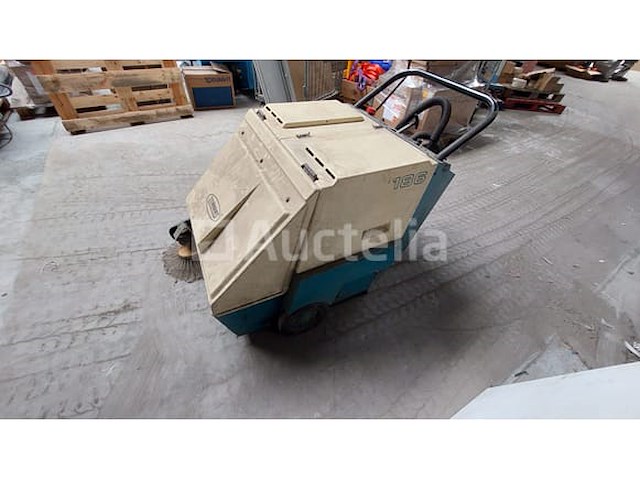 Tennant 186 schrobmachine/kuismachine - afbeelding 1 van  11