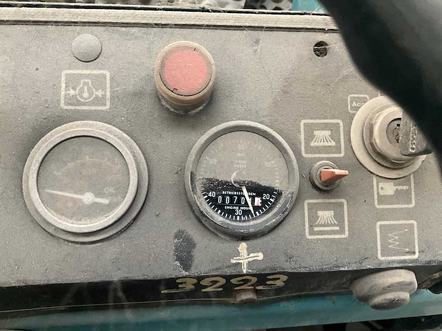 Tennant 95 sweeper borstelmachine - afbeelding 13 van  16