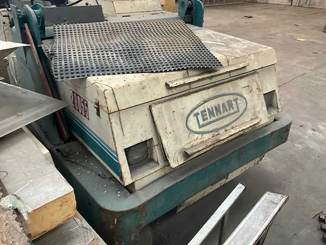 Tennant 95 sweeper borstelmachine - afbeelding 4 van  16