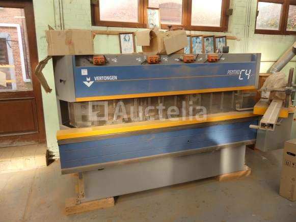 Tenoners, draaibank, boor, gereedschap, ijzerwaren, bouwmaterialen