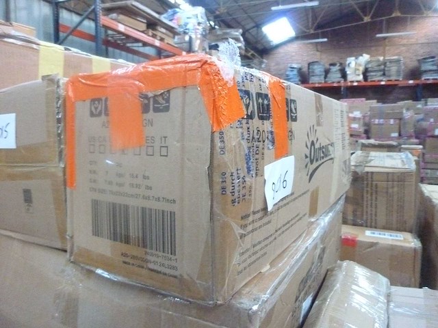 Tent voor 6-9 personen met slaapkamers en woonkamer, accessoires inbegrepen, groen - afbeelding 8 van  8