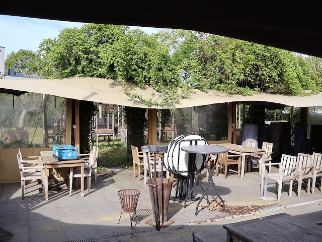 Tentwand grote tent (x8) - afbeelding 1 van  13