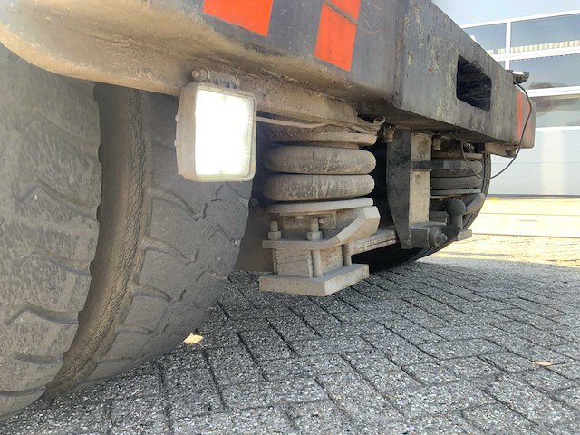 Terberg - trt89 - vrachtwagen - rangeertrekker - afbeelding 19 van  53