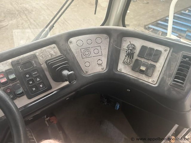 Terberg yt222 met 1.325 u, automaat, mtm 19.000 kg, laadvermogen 25.000 kg, terminal trekker, bouwjaar 2020, chassisnummer xlwyt2221l7658317 - afbeelding 2 van  14