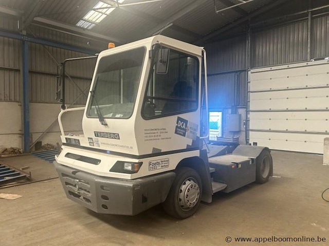 Terberg yt222 met 1.325 u, automaat, mtm 19.000 kg, laadvermogen 25.000 kg, terminal trekker, bouwjaar 2020, chassisnummer xlwyt2221l7658317 - afbeelding 8 van  14