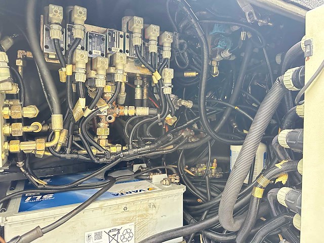 Terex - demag - 1998 - ac40-1 city - telescoopkraan - afbeelding 22 van  68