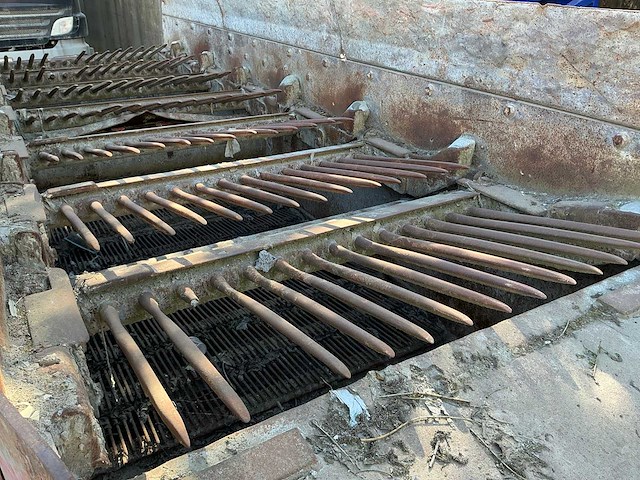 Terex 883 onderdeel terex 883 (zeefbox) - afbeelding 2 van  5