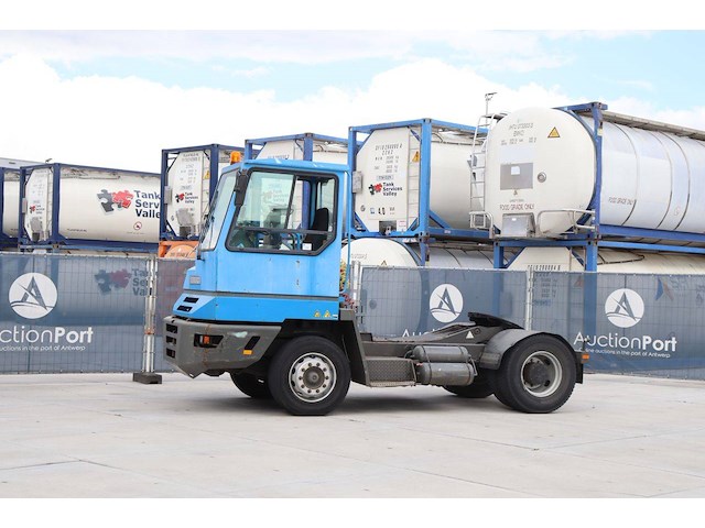 Terminal trekker terberg yt180 diesel 175pk 2001 - afbeelding 1 van  1