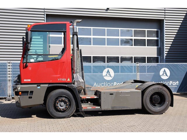 Terminal trekker terberg yt193 diesel 2021 - afbeelding 1 van  1