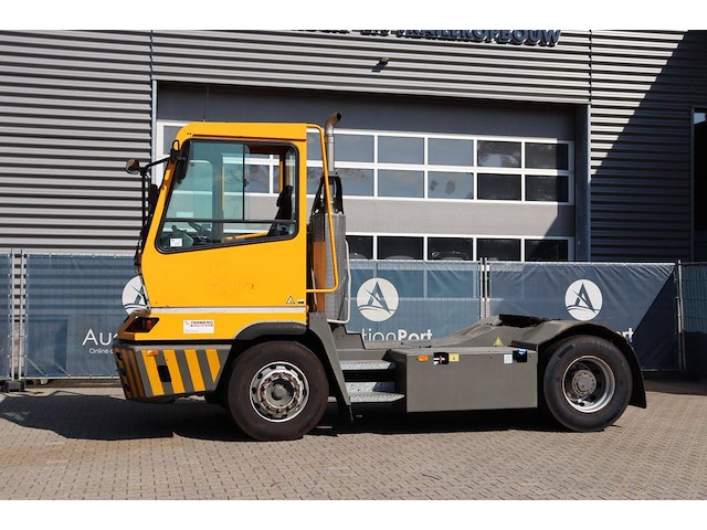 Terminal trekker terberg yt222 diesel 2018 - afbeelding 1 van  1