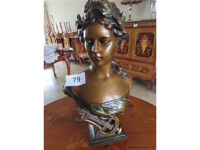 Terracotta beeld gemarkeerd - afbeelding 1 van  4