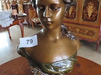 Terracotta beeld gemarkeerd - afbeelding 1 van  4