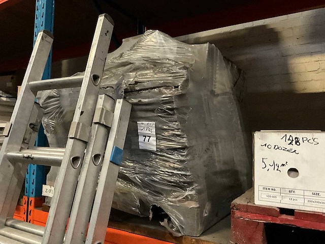 Terracotta black natuursteen tuintegel - afbeelding 3 van  3