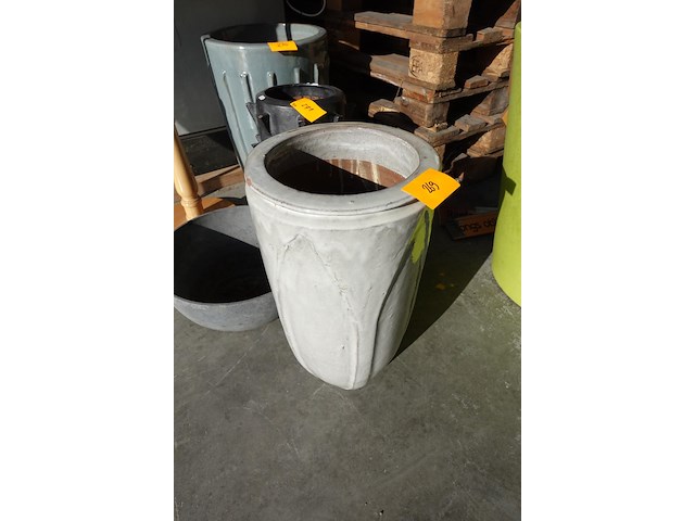 Terracotta vaas - afbeelding 1 van  3