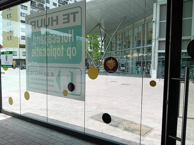 Terrasoverkapping bestaande uit 3 delen met 1 glazen wand (5 vensters) (25) - afbeelding 3 van  6