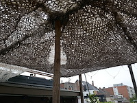 Terrasoverkapping met camouflagenet - afbeelding 4 van  4