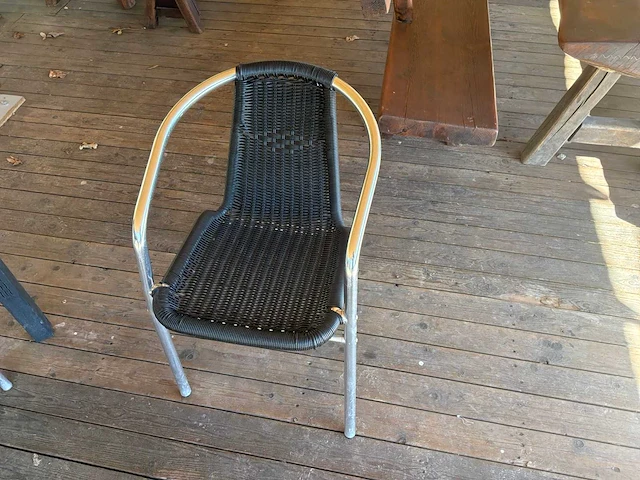 Terrastafel en stoelen (7x) - afbeelding 5 van  6