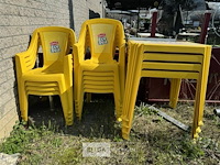 Terrastafel met div stoelen - afbeelding 3 van  5