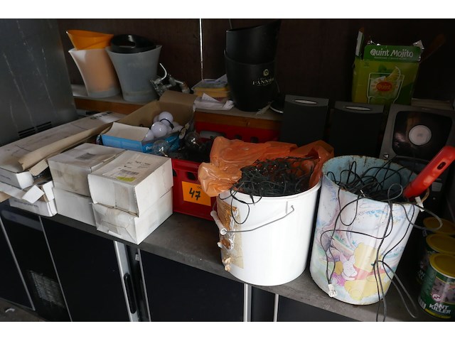 Terrasverlichting, ijsemmers, hifi, ea - afbeelding 1 van  6