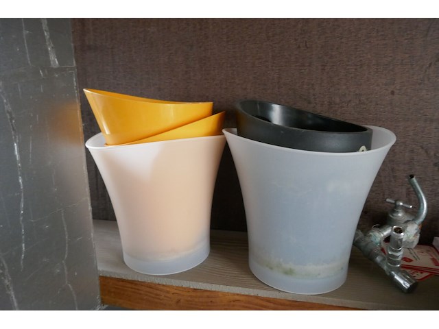 Terrasverlichting, ijsemmers, hifi, ea - afbeelding 4 van  6
