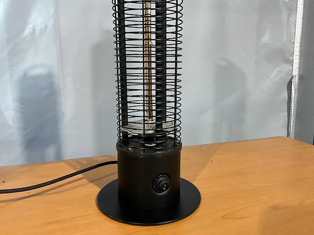 Terrasverwarmer nieuw - 66x12cm - zwart - afbeelding 2 van  3