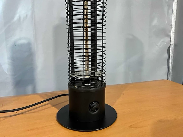 Terrasverwarmer nieuw - 66x12cm - zwart - afbeelding 2 van  3