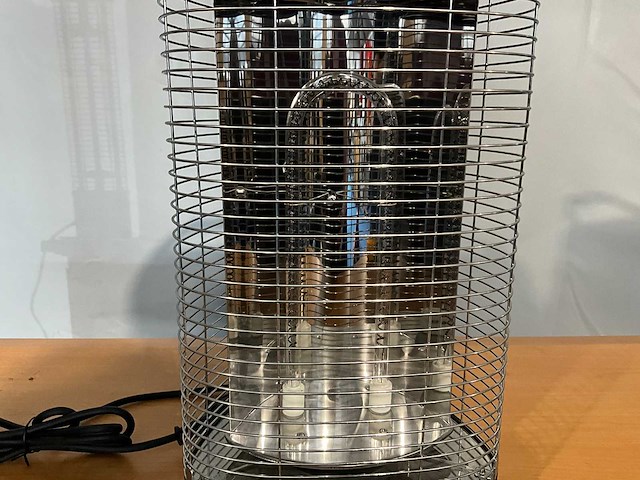 Terrasverwarmer nieuw - zwart - 23x51cm- zwenkend - afbeelding 3 van  4