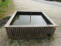 Terrasvijver met fontijn - afbeelding 1 van  3