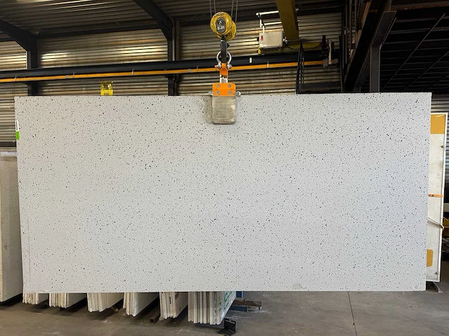 Terrazzo grey polished 30mm - yu003 - nature stone stock (8x) - afbeelding 1 van  2