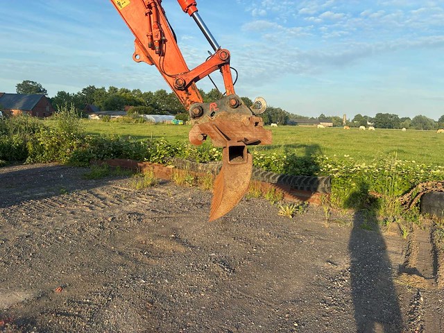 Terreinhark cw30 graafbak - afbeelding 6 van  7