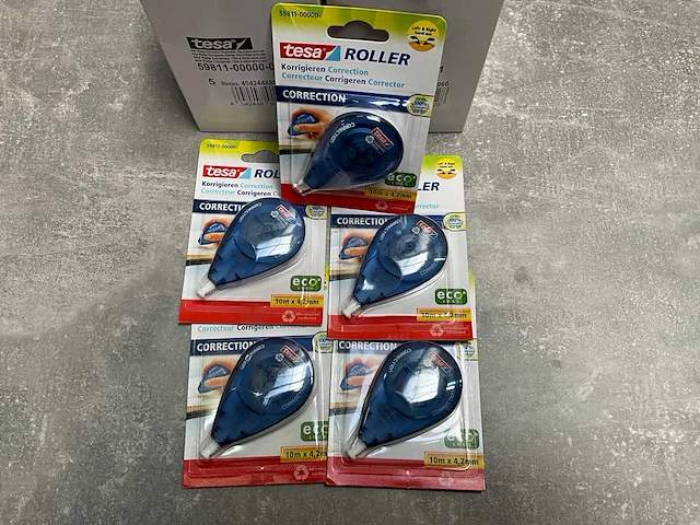 Tesa correctie roller 10 m x 4,2 mm (15x) - afbeelding 2 van  3