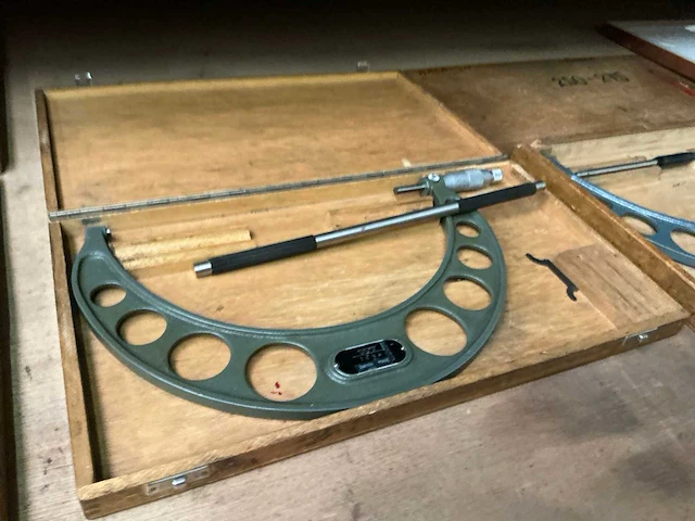 Tesa en mitutoyo set micrometer uitwendig - afbeelding 4 van  5