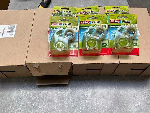 Tesa film eco & clear dubbele zijdige plakband 10 m x 15 mm met houder (34x) - afbeelding 1 van  3