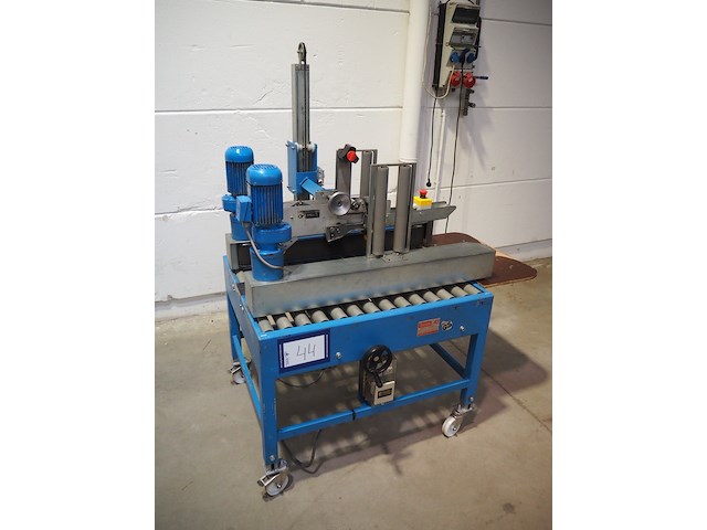 Tesa - afbeelding 1 van  11