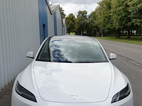 Tesla model 3 - afbeelding 2 van  24