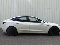 Tesla model 3 - afbeelding 4 van  24