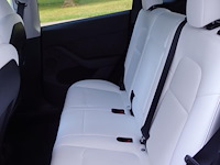 Tesla model y - afbeelding 14 van  20
