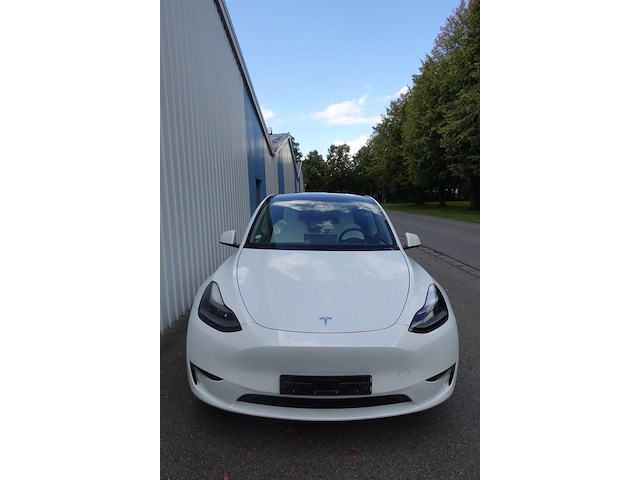 Tesla model y - afbeelding 2 van  20