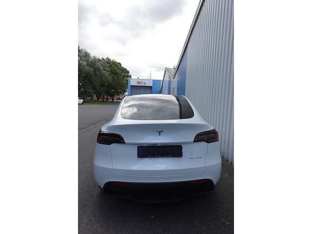 Tesla model y - afbeelding 3 van  20