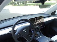 Tesla model y - afbeelding 6 van  20