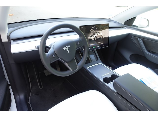 Tesla model y - afbeelding 7 van  20