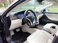 Tesla s - afbeelding 2 van  18