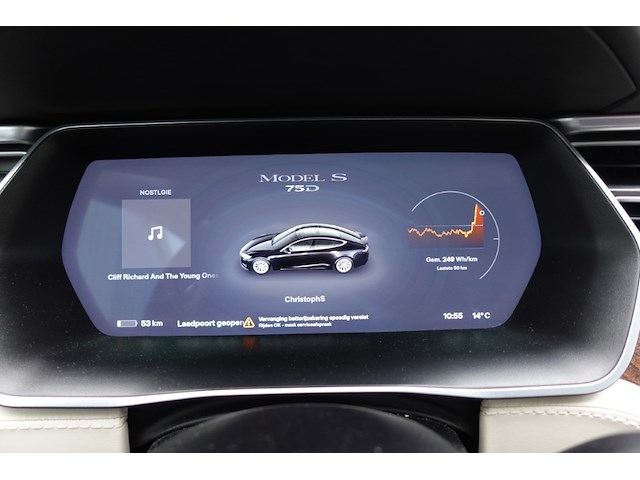 Tesla s - afbeelding 6 van  18